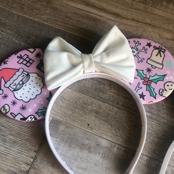 Pink Christmas ears - Picture 3 of 6